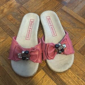 Juicy couture flip flops size 2